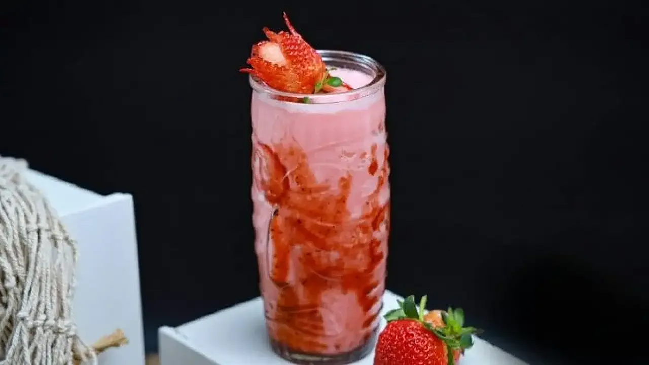 Çilekli Frappe