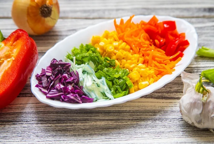 Mevsim Salata